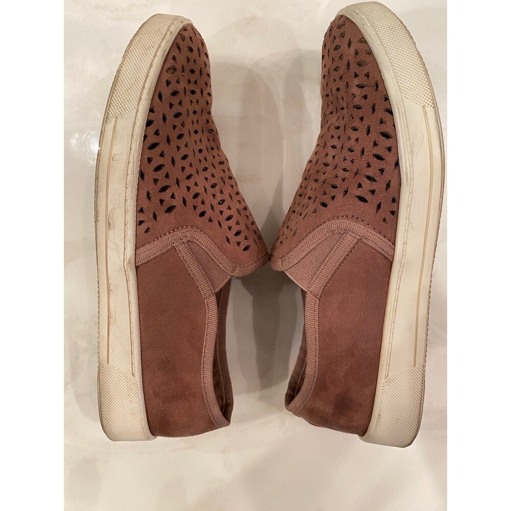 Croft & Barrow Ortholite Womens Size 7‎ M Faux Suede Lazer Cut Slipon Shoes - Picture 7 of 11